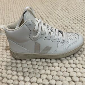 Veja V-15 high top sneakers